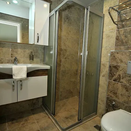 Cleopatra King Aparthotel 4*